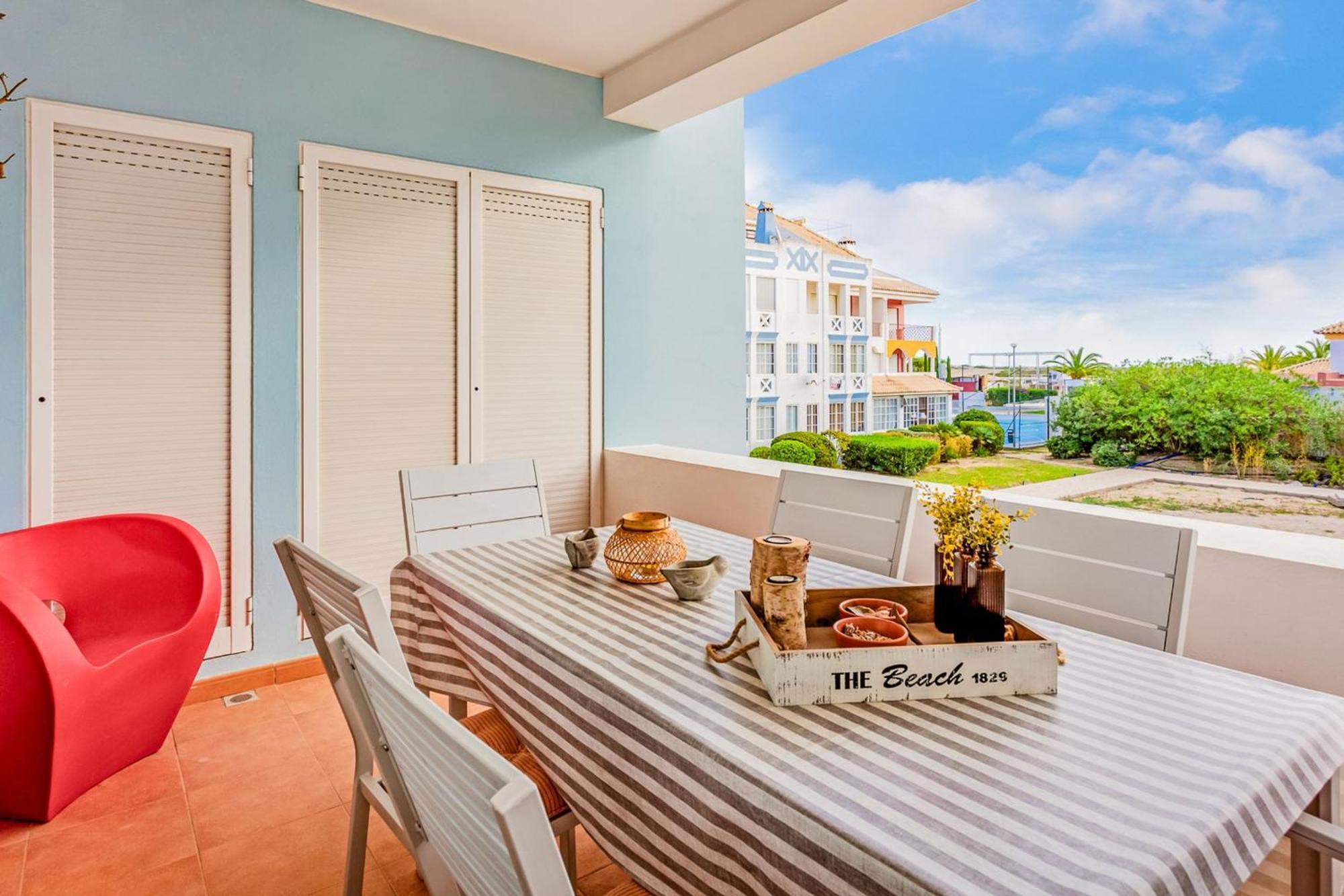 Golden 1 Bdr Flat W/ Balcony & Pool By Lovelystay Кабанаш-де-Тавира Экстерьер фото